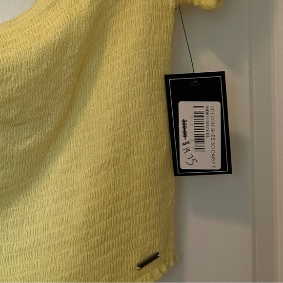 Volcom off the shoulder yellow shirt - Picture 3 of 3